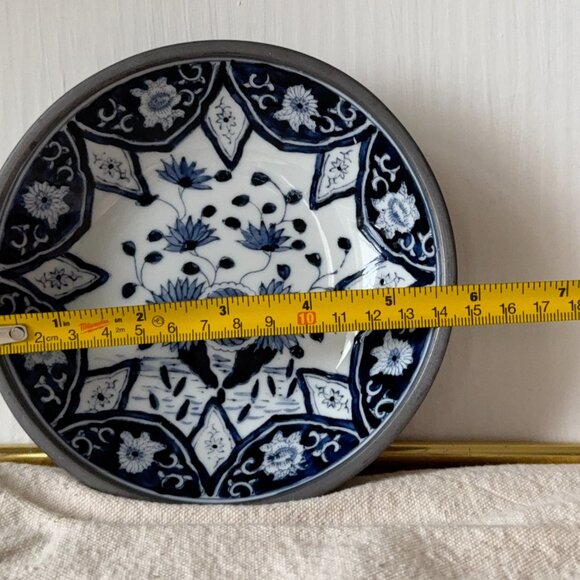 Vintage Japanese Blue & White Porcelain Trinket Bowl Hand-Painted - Picture 8 of 9